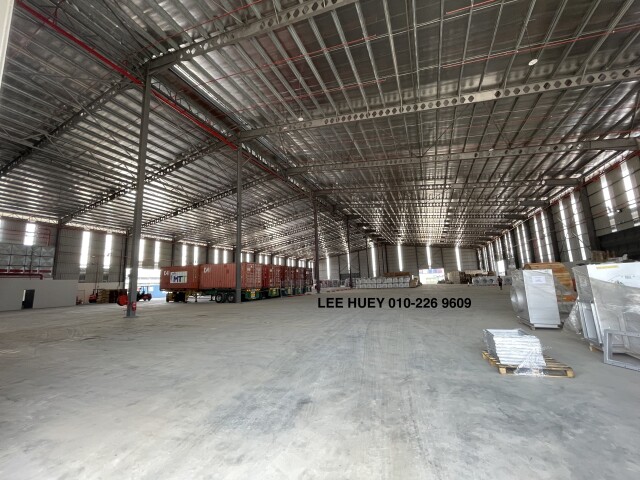 Port Klang Factory for Sale at Jalan Tun Teja 3
