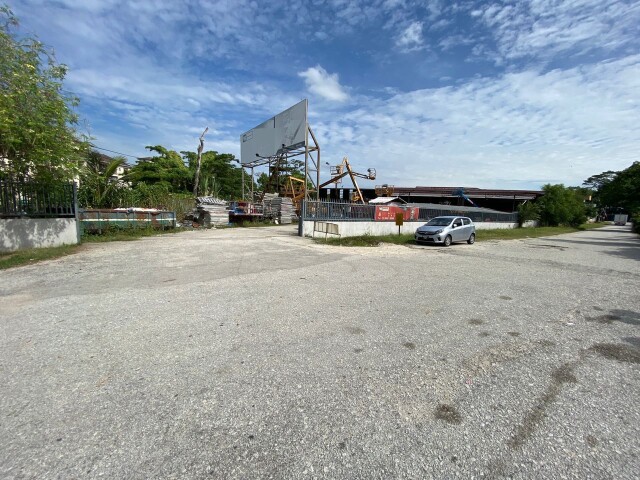 Seri Kembangan Kampung Baru Balakong Jalan KPB 12, Industrial Land for Sale