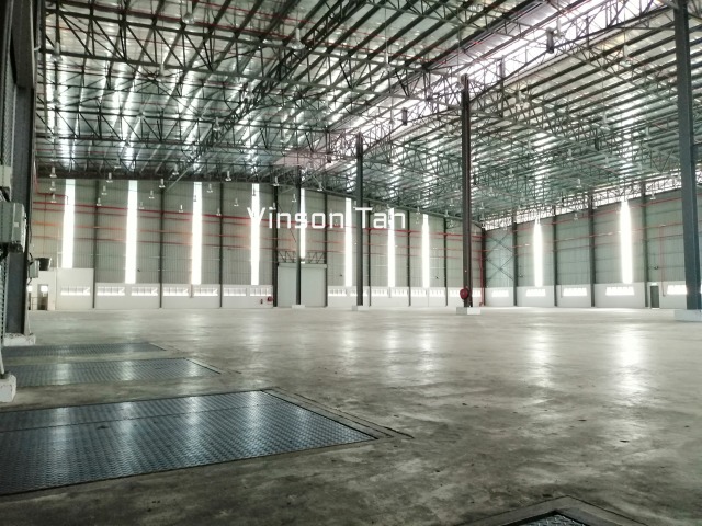 West Port Warehouse for Rent at Jalan Perigi Nanas 8/10