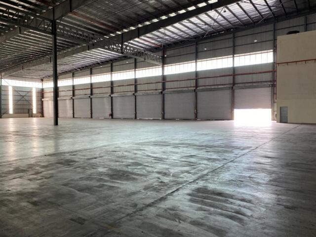 Strategic location warehouse for rent in Bandar Puchong